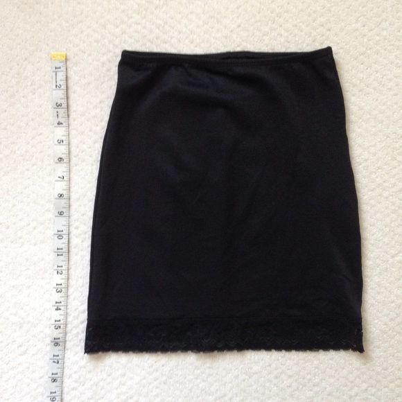 Nancy Ganz Body Slimmers Size Medium - Picture 4 of 6